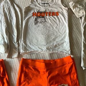 Hooters Classic White and Orange Outfit